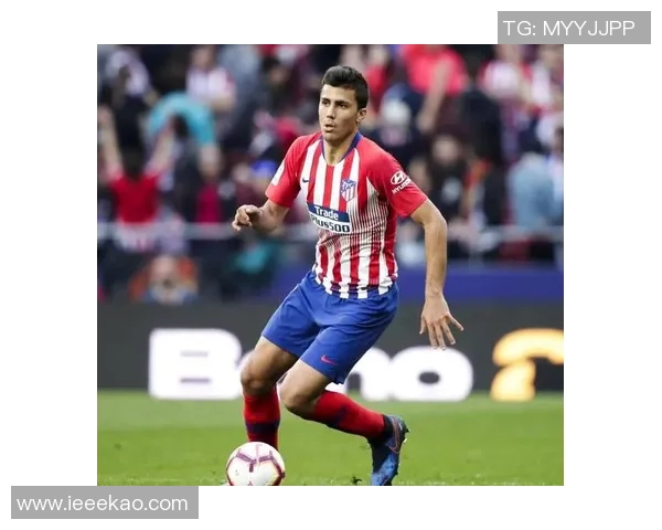 罗德里：从青训新星到世界级中场的华丽蜕变与足球生涯回顾