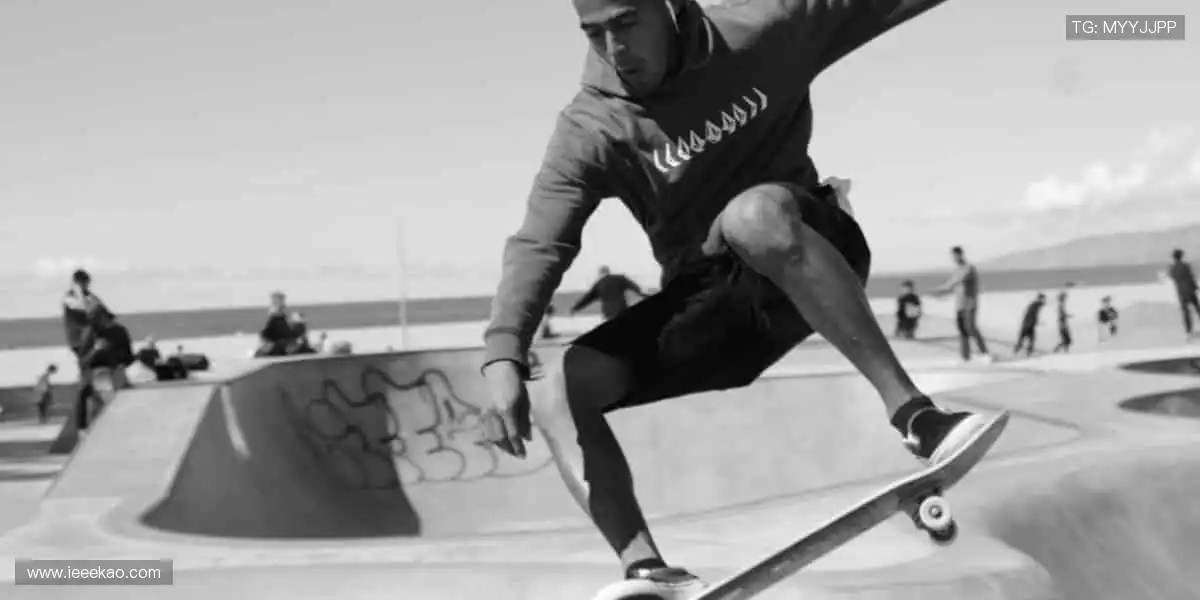 🎮一键开启赛事狂欢，做云端最燃观众！